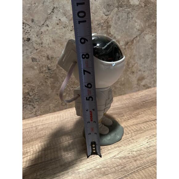 Astronaut Star Galaxy Projector Space Night Light Nebula Ceiling Timer Remote - Picture 14 of 14